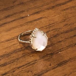 Kendra Scott Daisy Ring- size 7